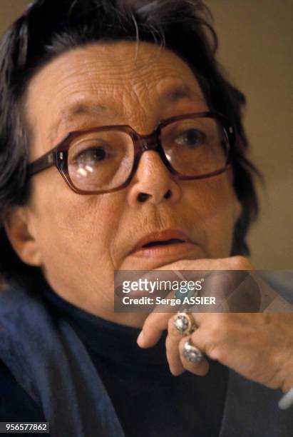écrivain Marguerite Duras dans les années 1980 à Paris, France.