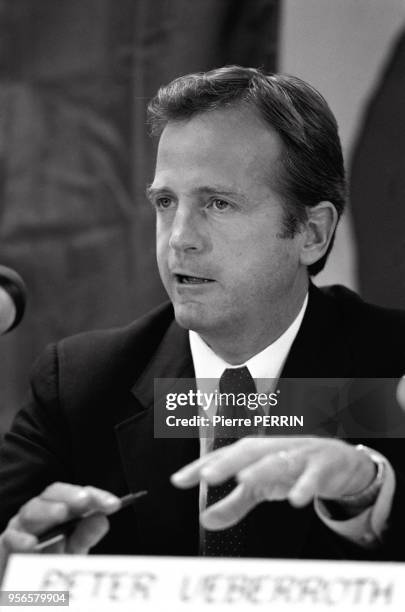 389 Peter Ueberroth Photos & High Res Pictures - Getty Images