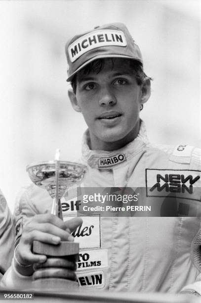 Le pilote automobile Paul Belmondo lors du Grand Prix de formule 3 le 11 juin 1984 à Pau, France.