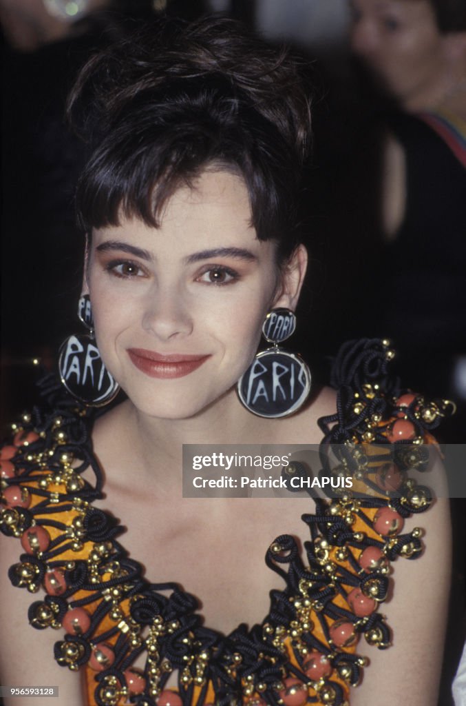 Mathilde May Images Portrait de l'actrice française Mathilda May, en 1988 pendant le ...