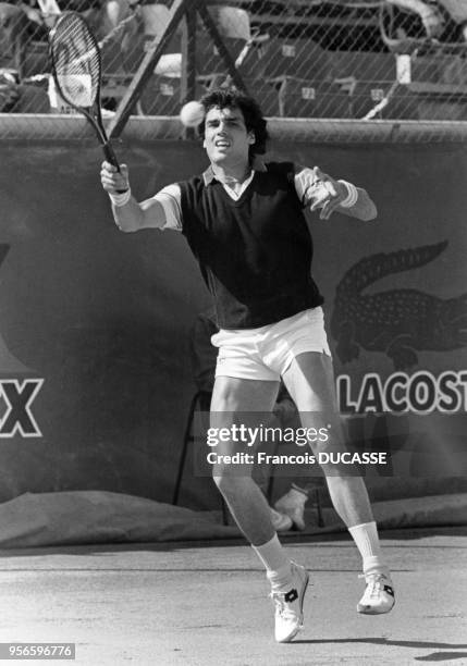 50 photos et images haute résolution de Víctor Pecci Getty Images