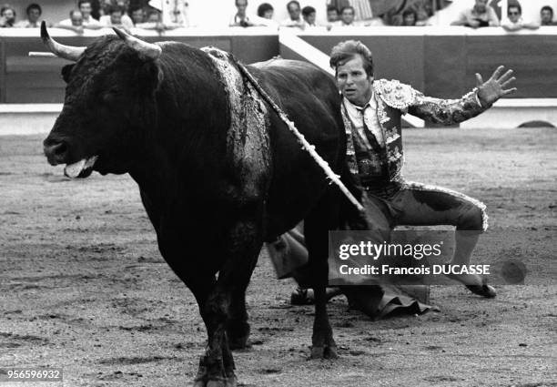 Le matador espagnol ?El Cordobes? pendant une corrida à Bayonne, en août 1979, dans les Pyrénées-Atlantiques, France.