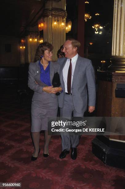 Le chef du Parti travailliste Neil Kinnock et son épouse Glenys Kinnock le 2 octobre 1984 à Blackpool au Royaume-Uni.