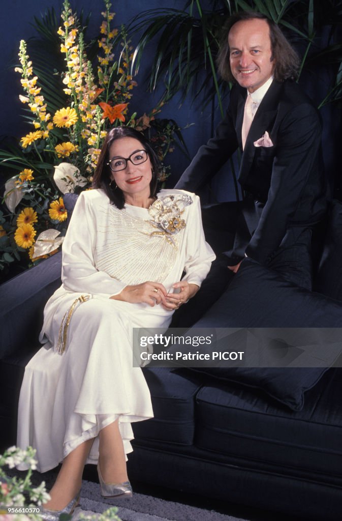 Portrait de Nana Mouskouri en 1989