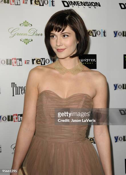 Actress Mary Elizabeth Winstead attends the premiere of "Youth In Revolt" at Mann Chinese 6 on January 6, 2010 in Los Angeles, California.