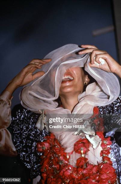 Benazir Bhutto lors de son retour au Pakistan le 9 septembre 1986 au Pakistan.