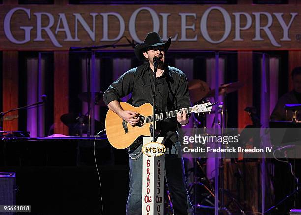 Country singer Chris Young performs at the Sprint Sound & Speed concert at Ryman Auditorium on January 8, 2010 in Nashville, Tennessee.