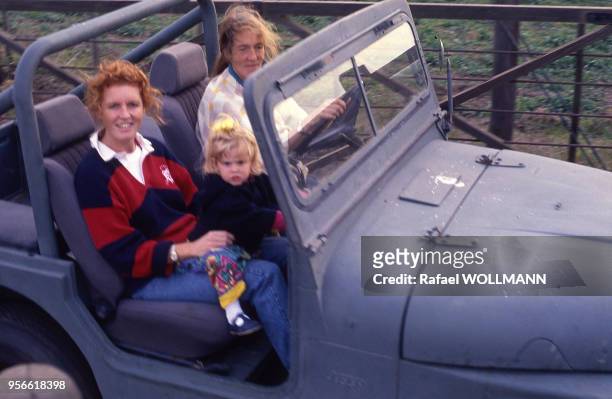 Sarah Ferguson avec sa mère, Susan Barrantes, et sa fille, la princesse Beatrice d'York.