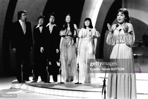 Marie Myriam remporte le Concours de l'Eurovision avec la chanson 'L'Oiseau et l'Enfant' le 7 mai 1977 à Londres en Grande-Bretagne.