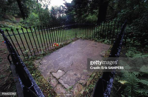 La tombe de Napoléon dans la vallée du Géranium - sa dépouille y demeura jusqu'en 1840 - en février 1993 à Sainte-Hélène.