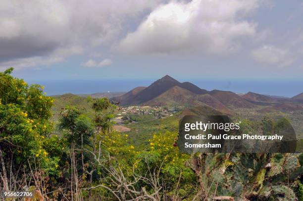 view from the top of green mountain, ascension island. - île de l'ascension photos et images de collection