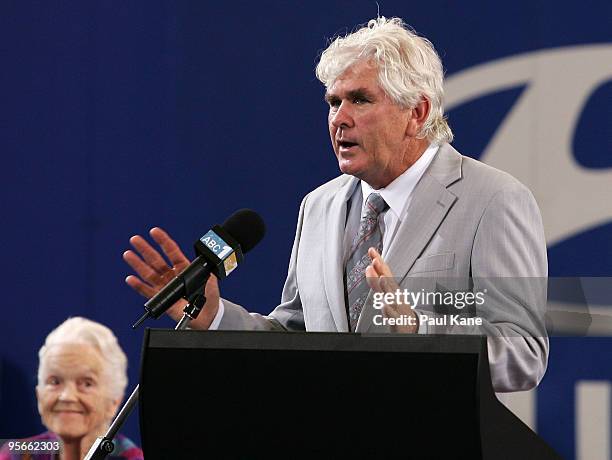 Hopman Cup Director Paul McNamee makes a speech after the finals mixed doubles match between Laura Robson and Andy Murray of Great Britain and Maria...