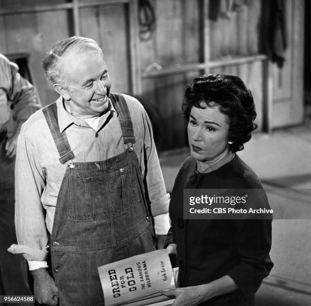 Television rural comedy The Real McCoys. Episode, Theater In The Barn, originally broadcast April 6, 1961. Pictured left to right: Walter Brennan and...