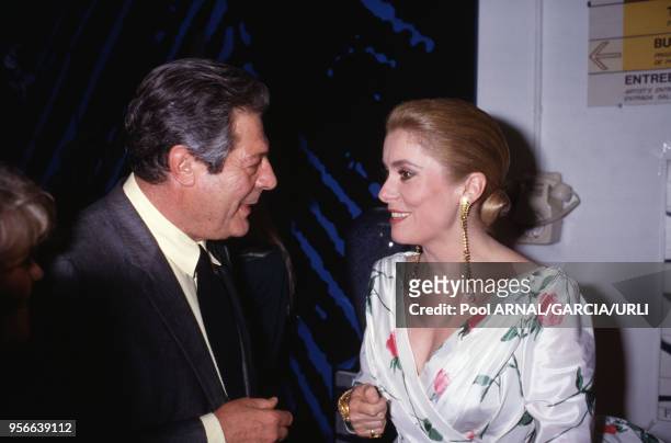 Marcello Mastroianni et Catherine Deneuve lors du Festival de Cannes en mai 1987, France.