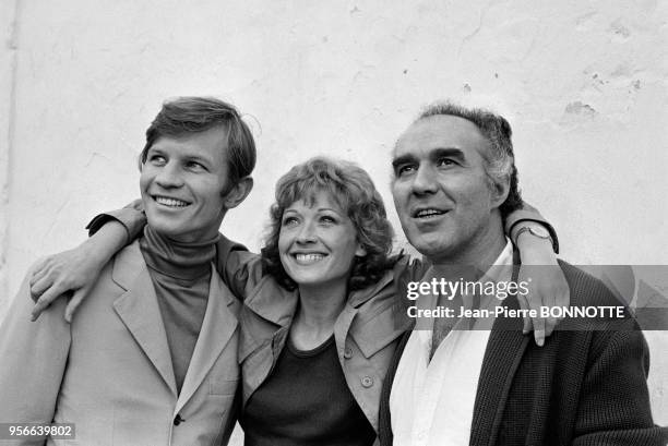 Michael York, Marlène Jobert et Michel Piccoli lors du tournage du film 'La Poudre d'escampette' réalisé par Philippe de Broca en décembre 1970 au...