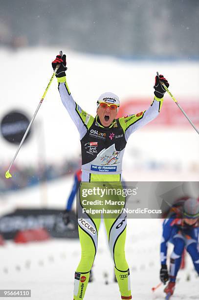 Petra Majdic of Slovenia during the mass women for the FIS Cross Country World Cup Tour de Ski on January 9, 2010 in Val di Fiemme, Italy.