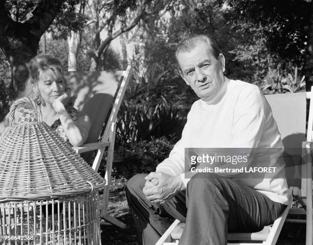 Le romancier Marcel Pagnol et son épouse Jacqueline en juillet 1970, France.