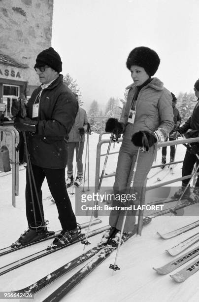 Impératrice Farah Diba et le Shah d'Iran en février 1971 à Saint-Moritz, Suisse.
