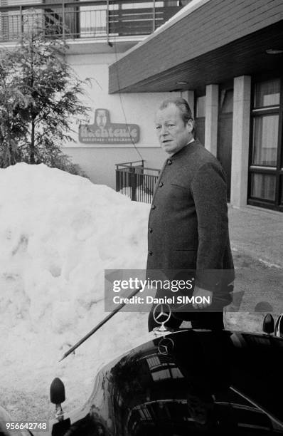 Le chancelier Willy Brandt aux sports d'hiver en janvier 1974 à Grafenau, Allemagne.