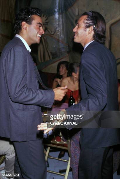 Anthony Delon et Paul Belmondo lors d'une soirée au Palace en septembre 1989 à Paris, France.