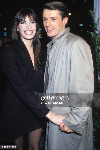 Laurence Treil et Lambert Wilson lors d'une soirée en janvier 1989 à Paris, France.