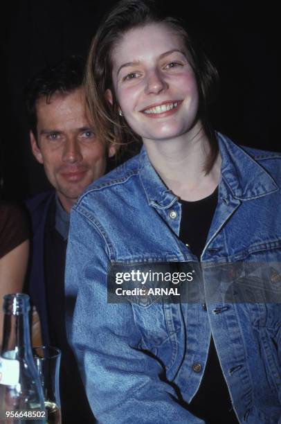 Christian Vadim et Chiara Mastroianni lors d'une soirée au Niels à Paris en mars 1993, France.