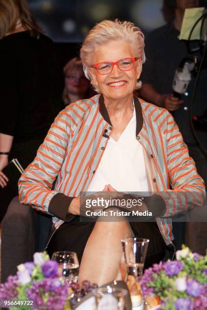 Senior model Greta Silver attends the photo call for the tv show 'Tietjen und Bommes' on May 9, 2018 in Hamburg, Germany.