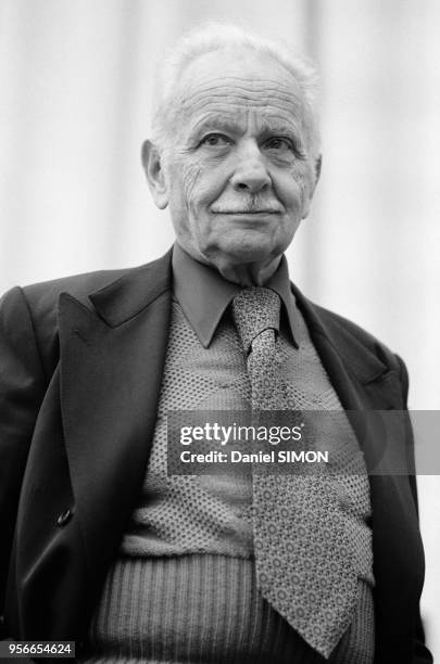 Portrait de Louis Aragon le 4 février 1976 à Paris, France.