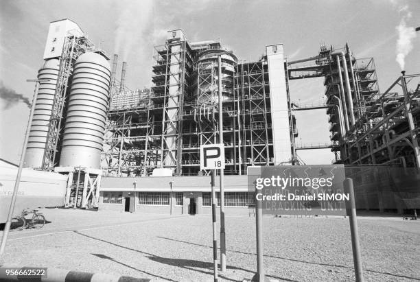 Raffinerie d'Abadan en Iran en décembre 1976.
