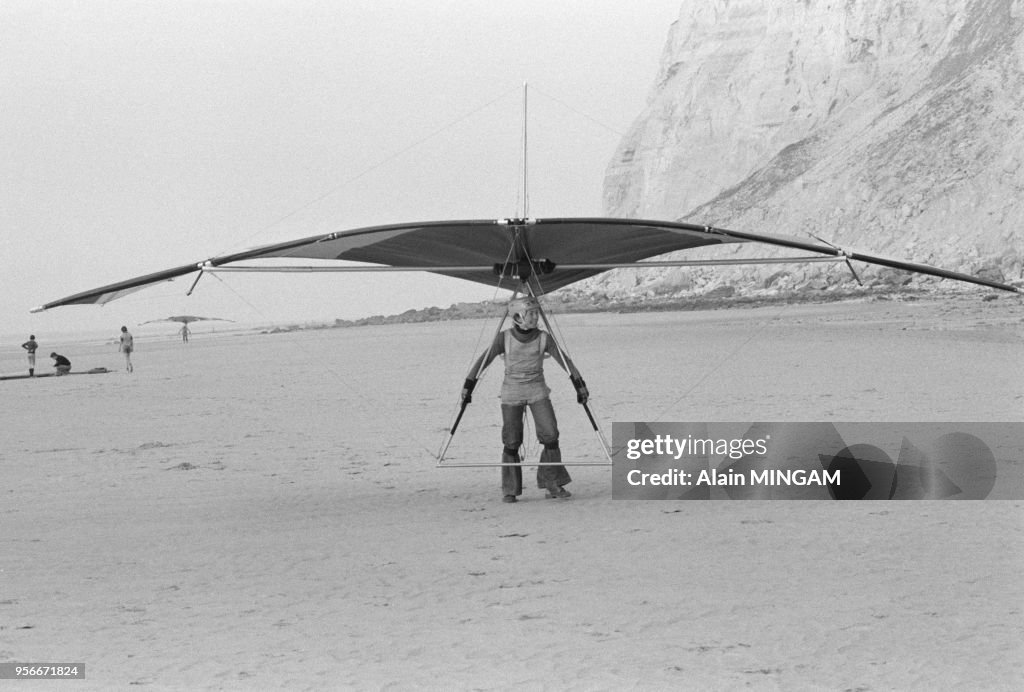 Deltaplanes au Cap Blanc-Nez en 1978