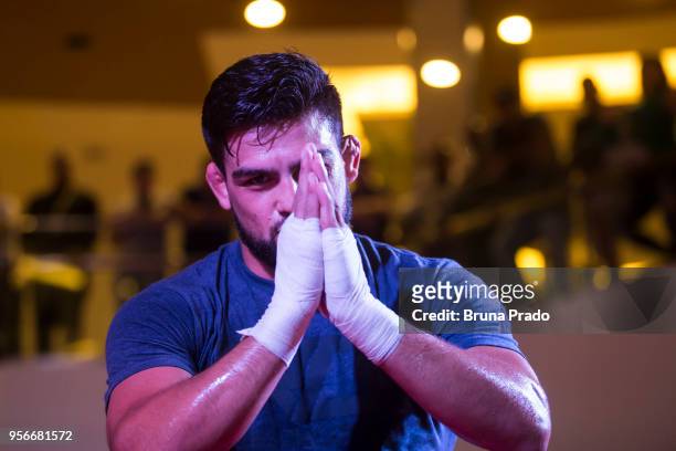 Middleweight contender Kelvin Gastelum of the United States holds an open training session at Barra Shopping Mall on May 9, 2018 in Rio de Janeiro,...