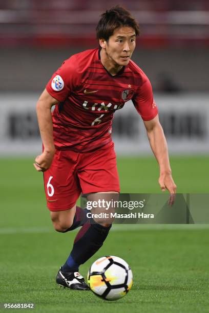 Ryota Nagaki of Kashima Antlers in action during the AFC Champions League Round of 16 first leg match between Kashima Antlers and Shanghai SIPG at...