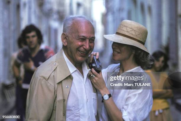 Le photographe André Kertész et la réalisatrice Teri Wehn Damisch, en 1979.