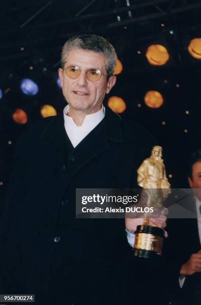 Claude Lelouch lors de la soirée du Prix International du cinéma Rudolph Valentino le 11 décembre 1997 à Paris, France.