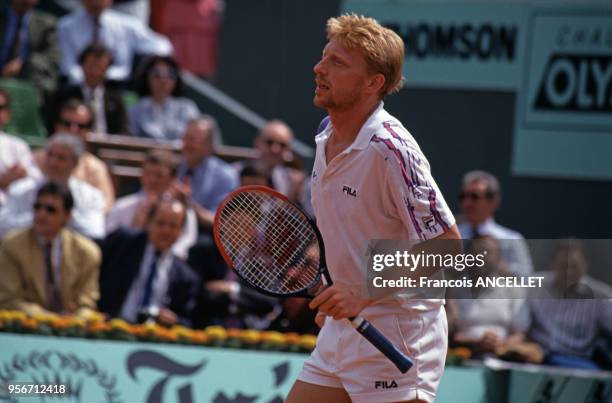 Le joueur de tennis allemand Boris Becker pendant le tournoi de Roland-Garros en 1991, à Paris, France.