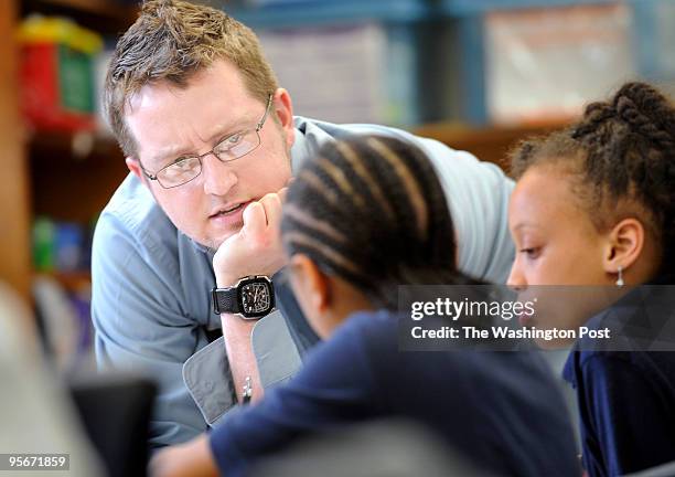 Anthony Rohm Teacher 706 Anthony Herbert Stock Photos, High-Res Pictures, and Images - Getty ...