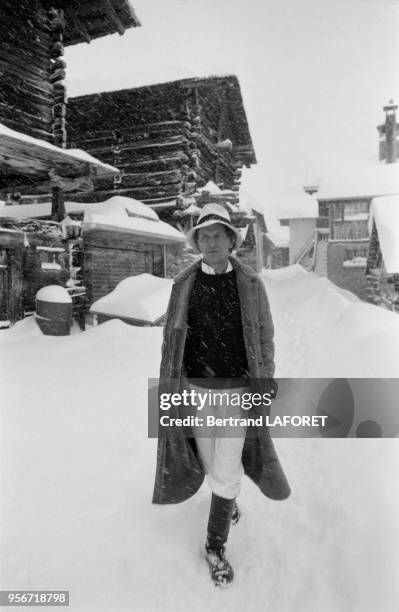 Heinz Bennent en vacances à Gstaad en janvier 1981, Suisse.