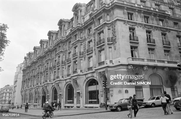 Siège de la banque du Crédit Commercial de France au moment des nationalisations des banques françaises par le gouvernement socialiste, Paris,...