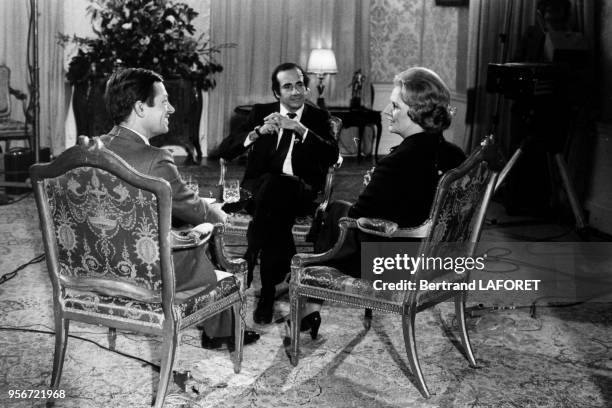 Margaret Thatcher interviewée par Alain Duhamel et Jean-Pierre Elkabach au 10 Downing Street le 10 mars 1980 à Londres, Royaume-Uni.