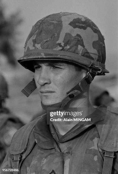 Marines de l'armée américaine en faction à l'aéroport de Beyrouth pendant la guerre du Liban le 8 septembre 1983, Liban.