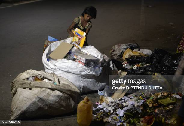 Indian Rag Pickers 500 Ragpicker Stock Photos, High-Res Pictures, and Images - Getty Images