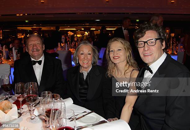 Actor Wolfgang Voelz and his wife Roswitha Voelz, daughter-in-law Heike Voelz and son Benjamin Voelz attend at the 111. Berlin Press ball at Maritim...
