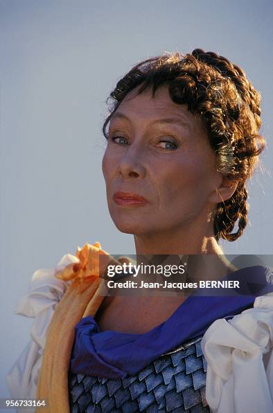 Sylvia Monfort Dans La Pi ce De Th tre Bajazet Paris Le 7 News sylvia-monfort-dans-la-pi-ce-de-th-tre-bajazet-paris-le-7-news