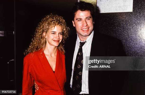 John Travolta et sa fiancée Kelly Preston en septembre 1991 à Paris, France.