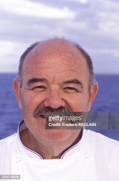 Le cuisinier Pierre Troisgros le 10 décembre 1990.
