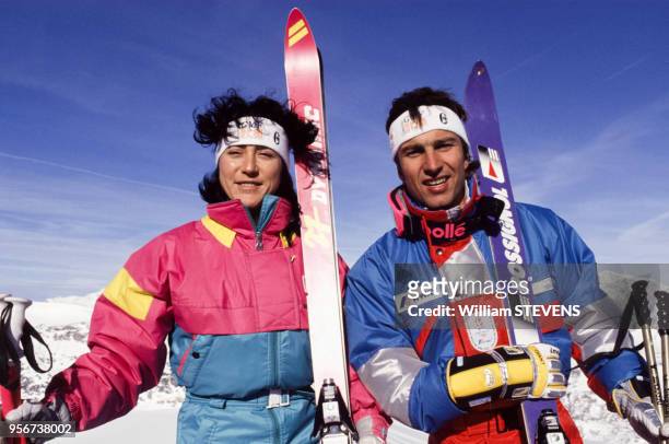 Les skieurs Carole Merle et Franck Piccard en novembre 1989, Tignes, France.