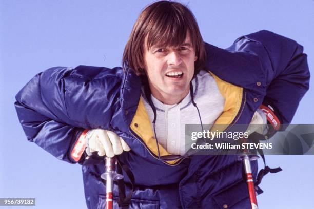 Nicolas Hulot à la station de sports d'hiver de Méribel le 12 février 1989, France.