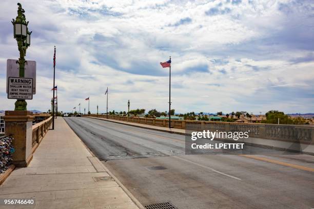 lake havasu - london bridge arizona stockfoto's en -beelden