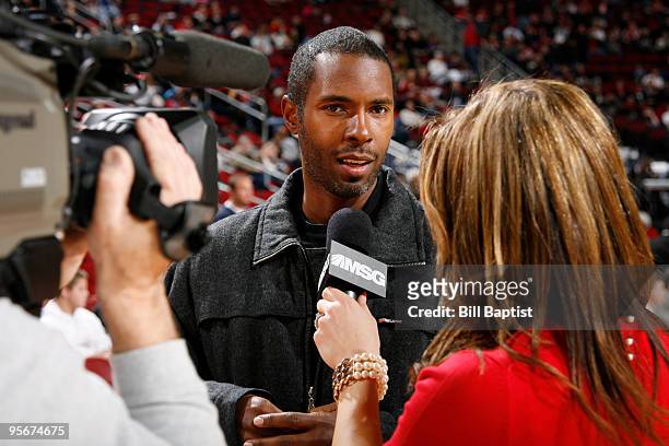 Charlie Ward former NBA and Houston Rockets player is interviewed during the game against the New York Knicks on January 9, 2010 at the Toyota Center...