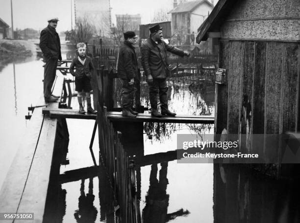 Un quartier de Saint-Denis inondé, à Saint-Denis, France le 7 février 1937.